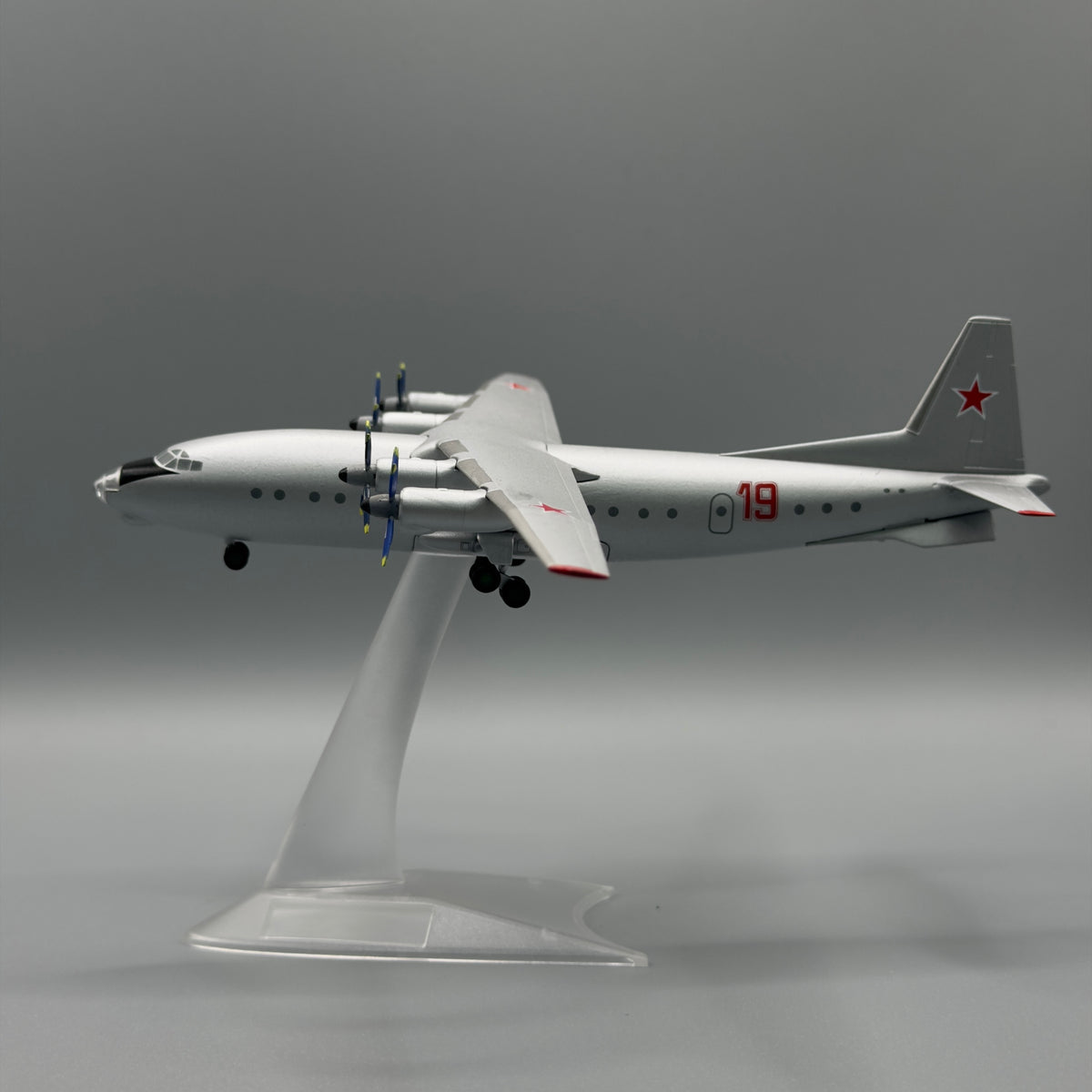Antonov An-10 Soviet Air Force & Air Defence — 4 Variants — 1:200 Scale Model