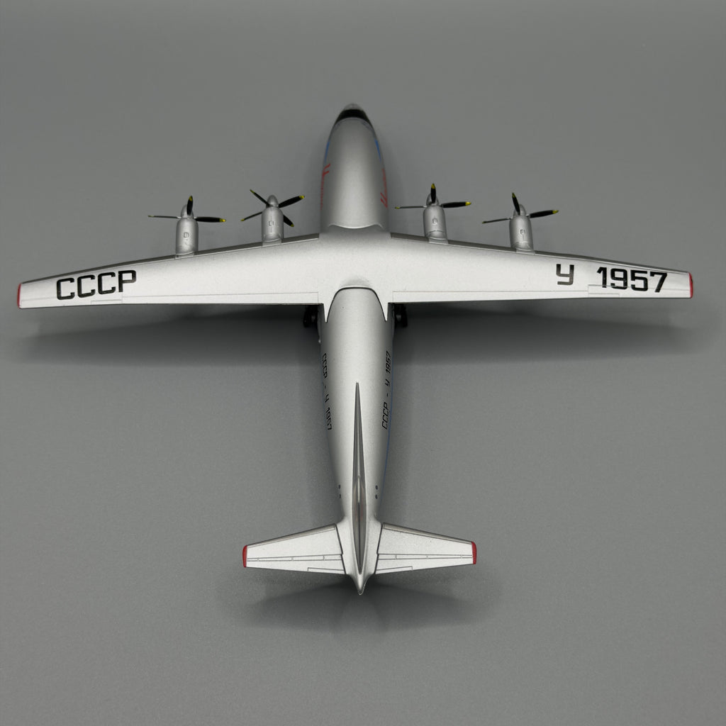 Antonov An-10 “Ukraina” USSR-U1957 Prototype — NATO Cat — 1:200 Scale Model