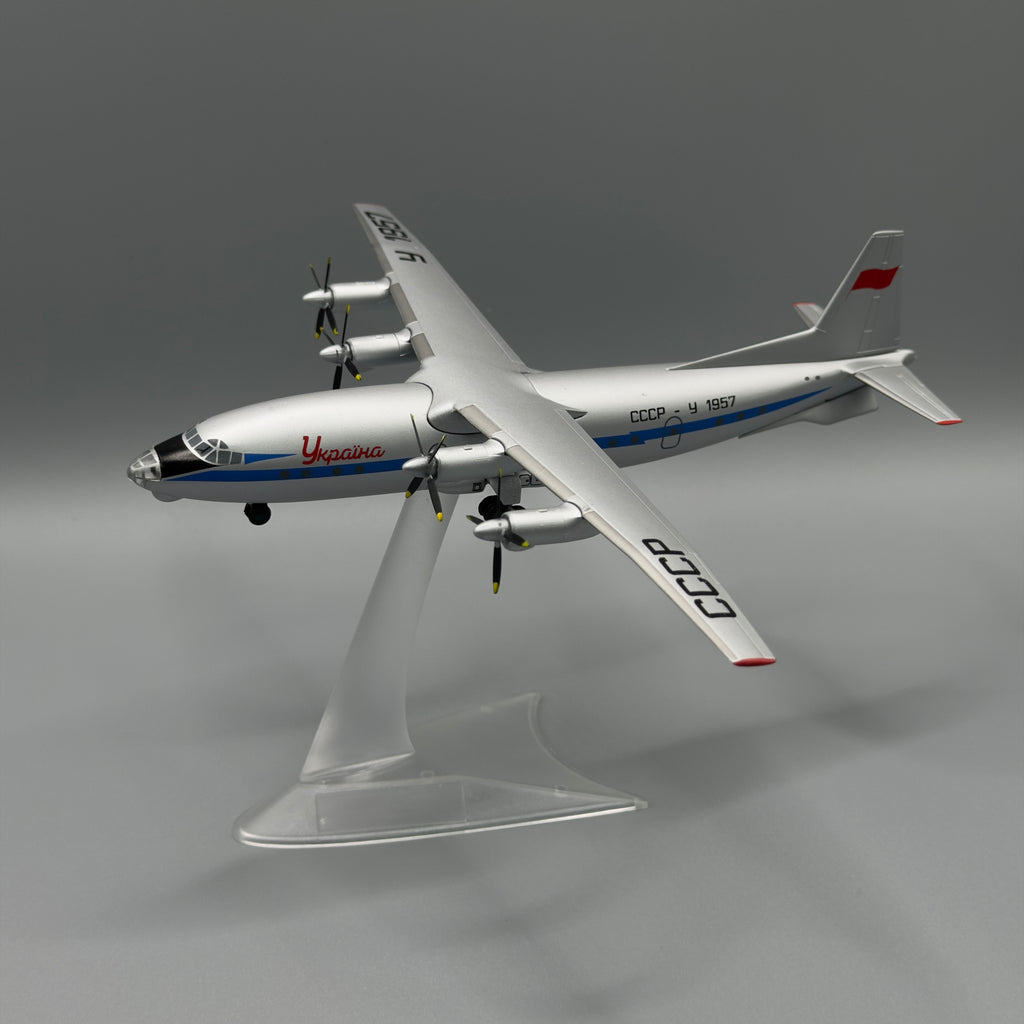 Antonov An-10 “Ukraina” USSR-U1957 Prototype — NATO Cat — 1:200 Scale Model
