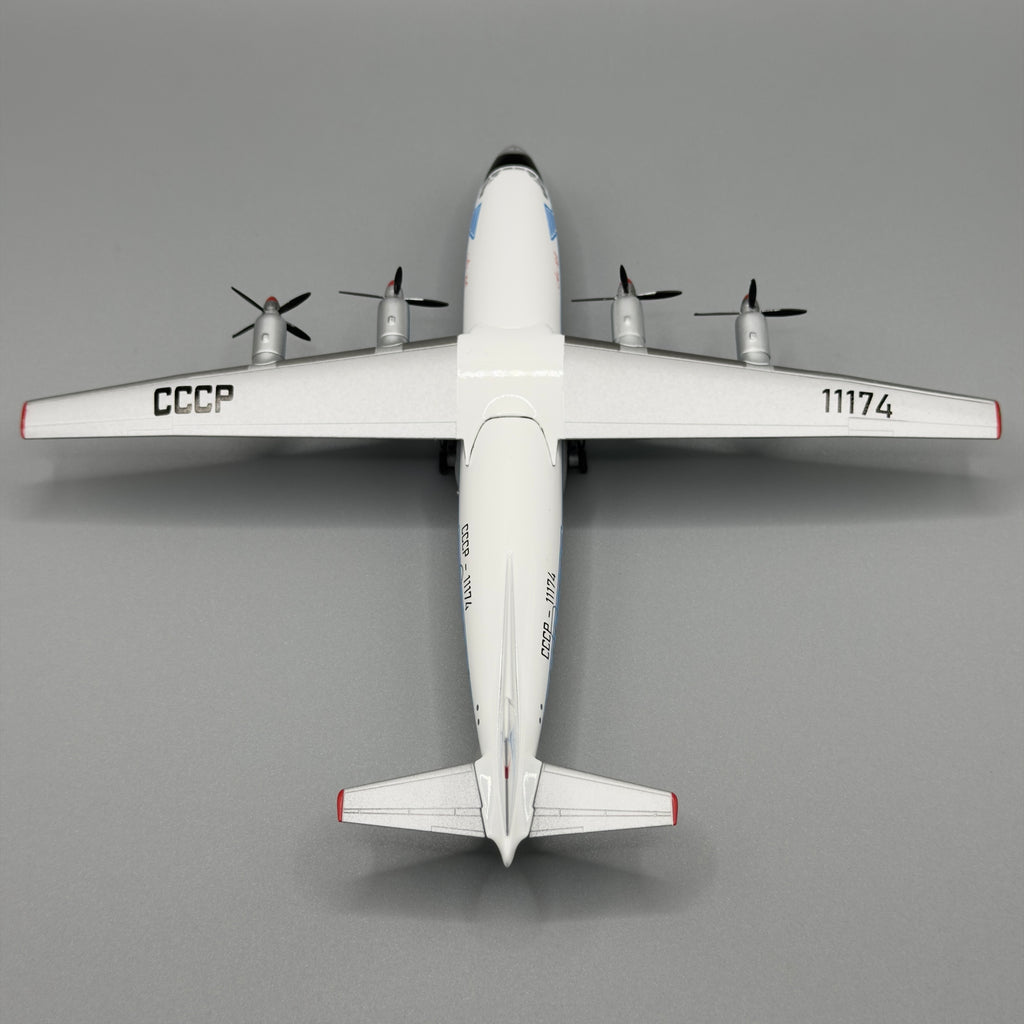 Antonov An-10A Aeroflot USSR “Northern Reindeer” CCCP-11174 1:200 Scale Model