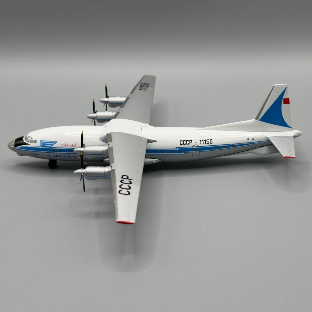 Antonov An-10 Aeroflot USSR Blue Livery 1:200 Scale Model by KUM