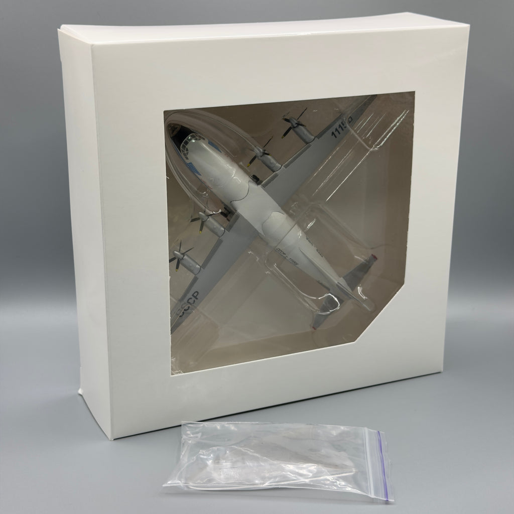 Antonov An-10 Aeroflot USSR Blue Livery 1:200 Scale Model by KUM