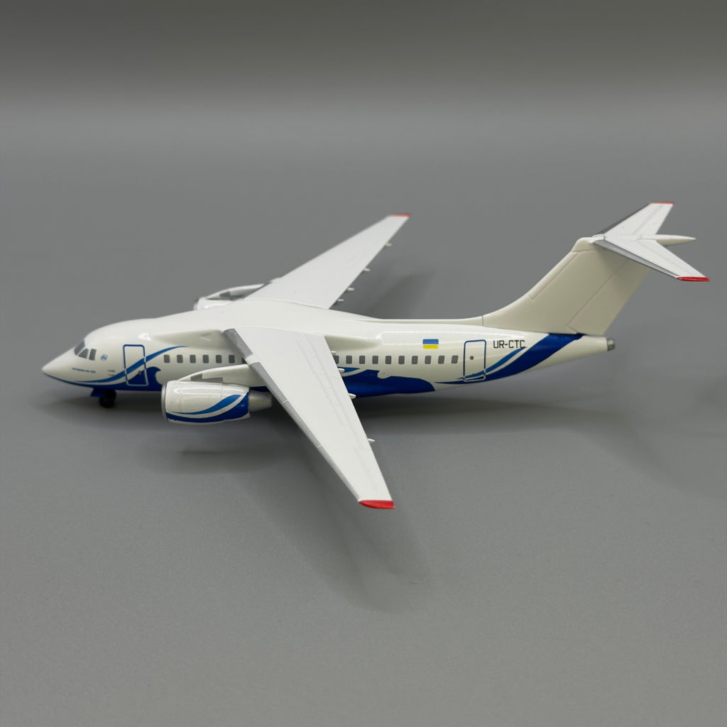 Antonov An-148-100E Air Ocean Airlines UR-CTC / UR-CTF 1:200 Scale Model