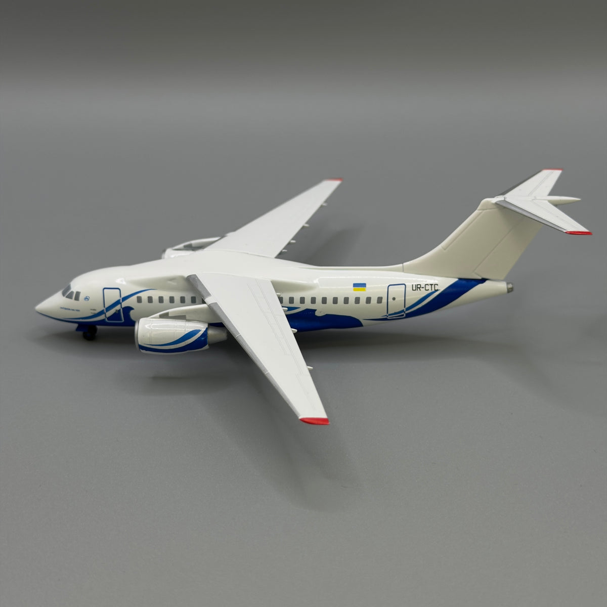 Antonov An-148-100E Air Ocean Airlines UR-CTC / UR-CTF 1:200 Scale Model