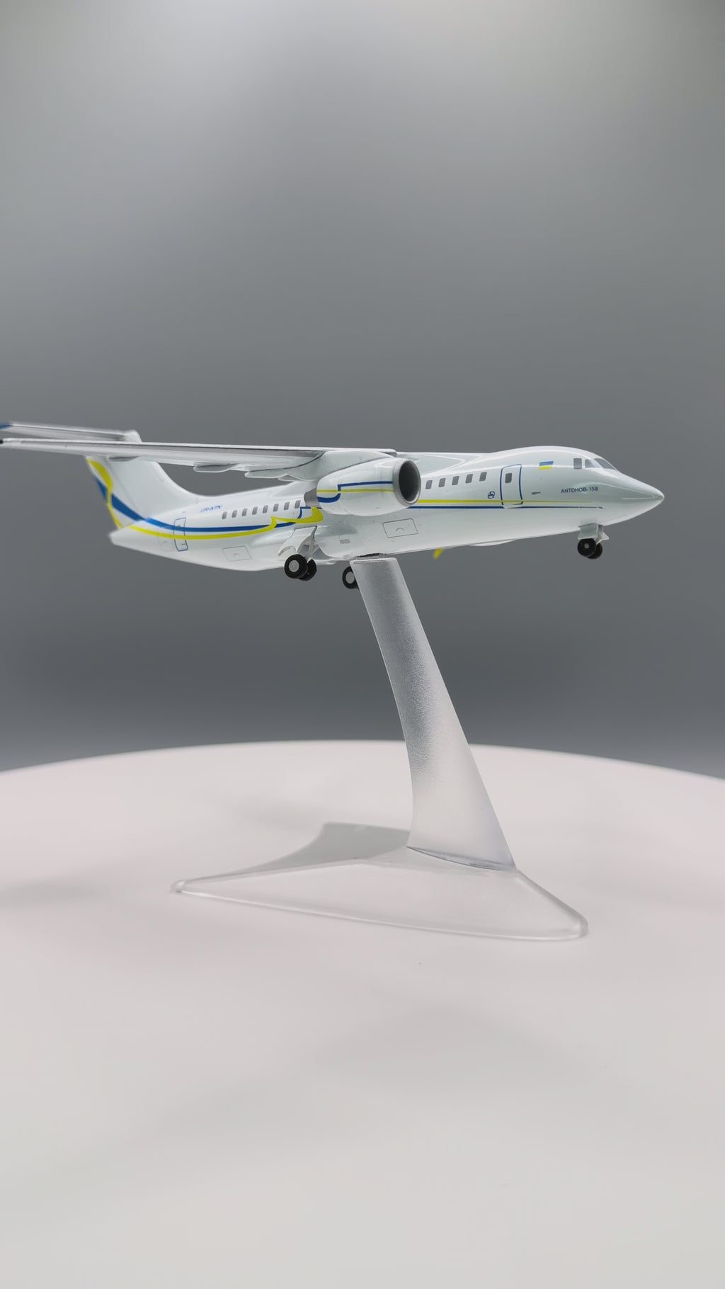 Antonov An-158 Antonov Design Bureau UR-NTN 1:200 Scale Aircraft Model